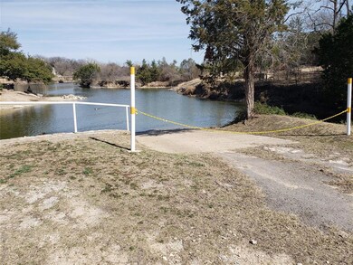 3005 Brazos River Dr, Granbury, TX 76048 - photo 6