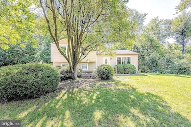 7221 Hillview Dr, Sharpsburg, MD 21782 - photo 2