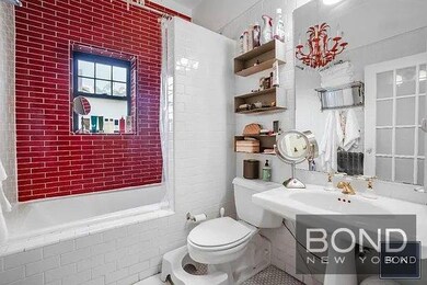 48 Grove St unit 3, New York, NY 10014 - photo 7