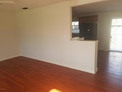 2038 Vasari Dr W, Jacksonville, FL 32216 - photo 3