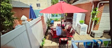 234A Hosmer Ave, Bronx, NY 10465 - photo 4