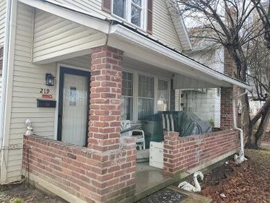 219 W 5th St, Anderson, IN 46016 - photo 3