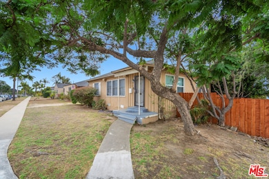 632 Hillsdale St - 3x2 Exterio