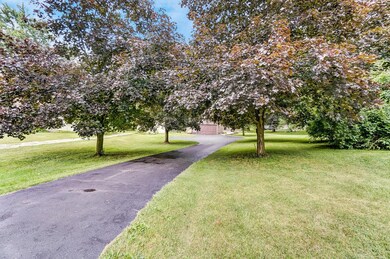 5521 Linworth Rd, Columbus, OH 43235 - photo 3