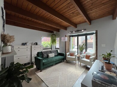 2644 N Wayne Ave unit E, Chicago, IL 60614 - photo 4