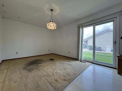 4027 Plateau St, Columbus, OH 43207 - photo 6