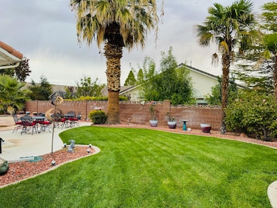 784 N Dusk Dr, Saint George, UT 84770 - photo 4