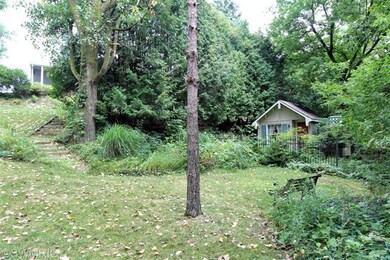 1813 Orchard Ln NE, Grand Rapids, MI 49505 - photo 4