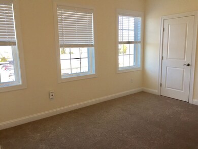 78 Holten St unit 302, Danvers, MA 01923 - photo 5