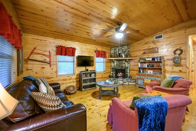 320 Orca Rd, Broken Bow, OK 74728 - photo 5