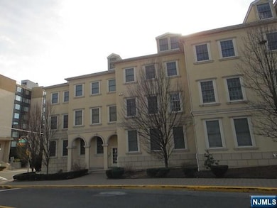 180 Edgewater Rd unit 1A, Cliffside Park, NJ 07010 - photo 2