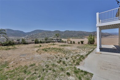 5411 N Pinnacle Ln, San Bernardino, CA 92407 - photo 4