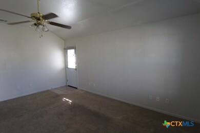 4107 Primrose Dr unit B, Copperas Cove, TX 76522 - photo 5