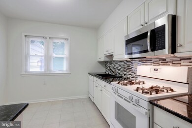 3301 Patrick Henry Dr, Falls Church, VA 22044 - photo 5