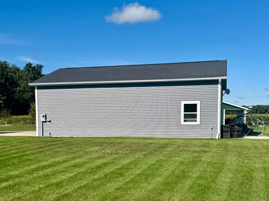 233 Red Oak St, Beaverton, MI 48612 - photo 6