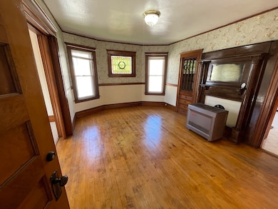 21 Watson Ave unit 2, Worcester, MA 01606 - photo 3