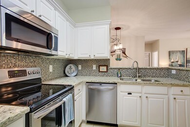 CREM_1600 Long Grove Unit 1427_007