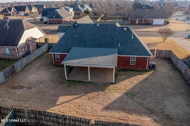 03-Aerial Back