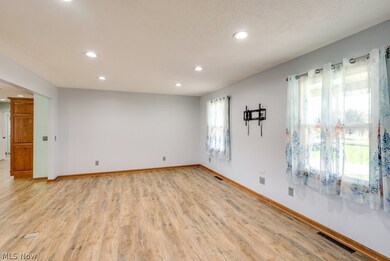 1215 Eastern Rd, Rittman, OH 44270 - photo 6