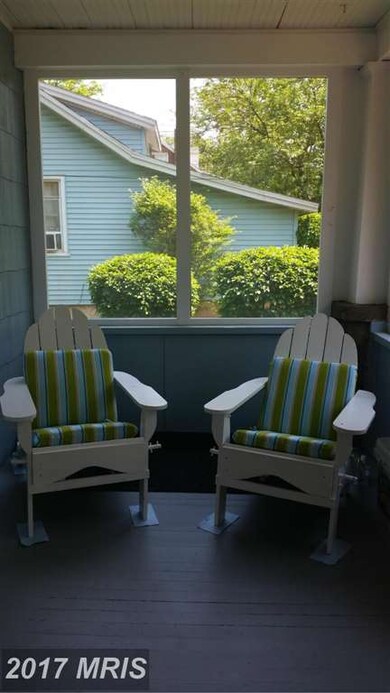 5812 Quintana St, Riverdale, MD 20737 - photo 4