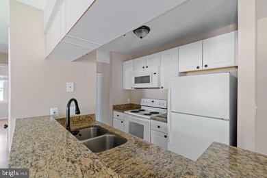 100 Chesterfield Ln unit 201, Stafford, VA 22556 - photo 5