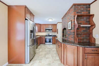 22 Saddleback Hill Rd, Bellingham, MA 02019 - photo 6
