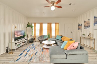 3622 Lehall St unit B, Houston, TX 77021 - photo 6