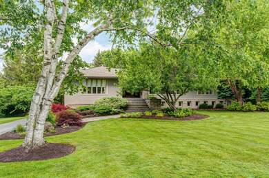 2560 w Lane Ave-mls-2