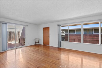 1637 E 3rd St unit 6, Long Beach, CA 90802 - photo 4