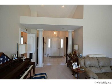Foyer. Front entrance