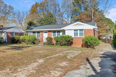 513 Calloway Dr, Raleigh, NC 27610 - photo 2