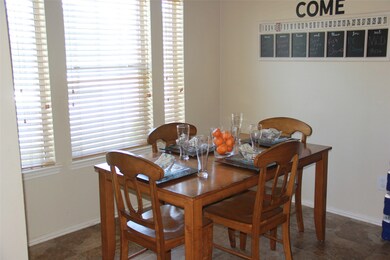 7450 Ida Wells Forest Dr, Houston, TX 77016 - photo 5