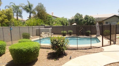 Pool 2