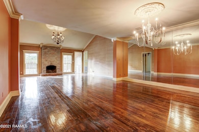 1201 W Bayou Pkwy-7