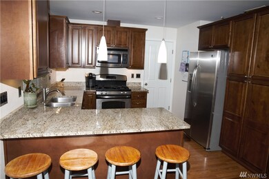 411 Burnett Ct NW, Orting, WA 98360 - photo 5