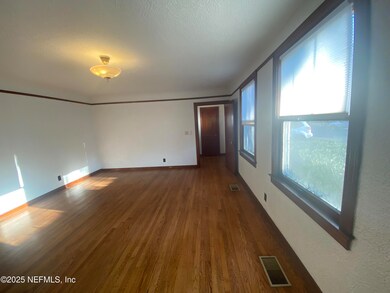 1223 Willow Branch Ave, Jacksonville, FL 32205 - photo 3