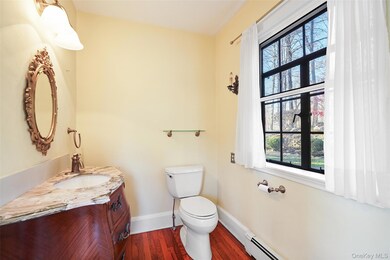 31 Laurel Dr, Mount Kisco, NY 10549 - photo 7