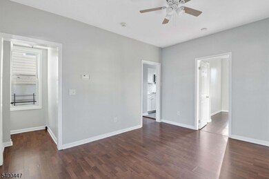 35 Mcadoo Ave unit 1, Jersey City, NJ 07305 - photo 5