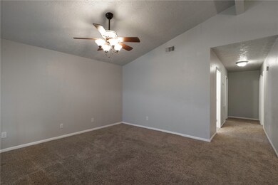 200 Richards St unit B, College Station, TX 77840 - photo 2