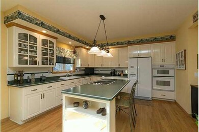 Other. Amazing Kitchen Storage Includes Large Pant