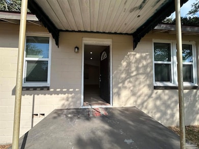 510 Palisade Rd, Pensacola, FL 32504 - photo 2