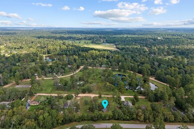 The community has two large ponds and an abundance