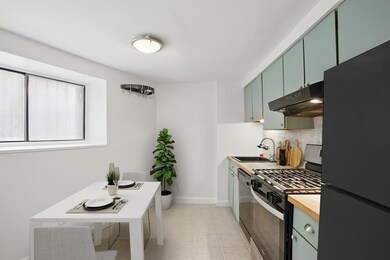 30 Kinross Rd unit 2, Brighton, MA 02135 - photo 2