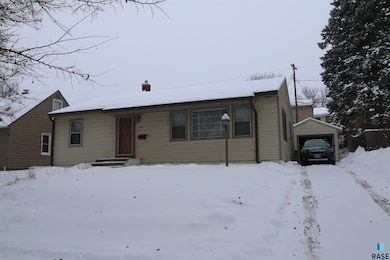 1905 S Western Ave, Sioux Falls, SD 57105 - photo 2