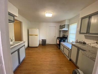 123 Maple St, Cochran, GA 31014 - photo 6