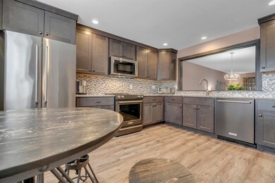 35 Harbor Way unit 33, Wolfeboro, NH 03894 - photo 5