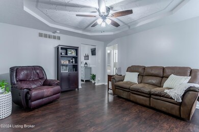 149 Aulbern Dr W, Mount Washington, KY 40047 - photo 4