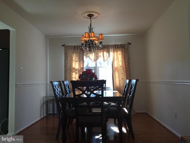 4331 Farm House Ln, Fairfax, VA 22032 - photo 5