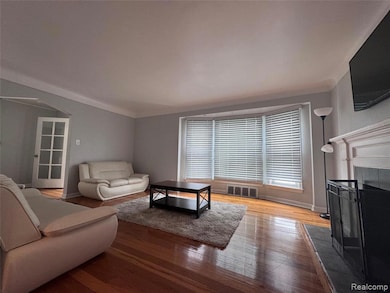 3151 Ewald Cir, Detroit, MI 48238 - photo 4