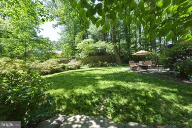 3723 Woodland Cir, Falls Church, VA 22041 - photo 5